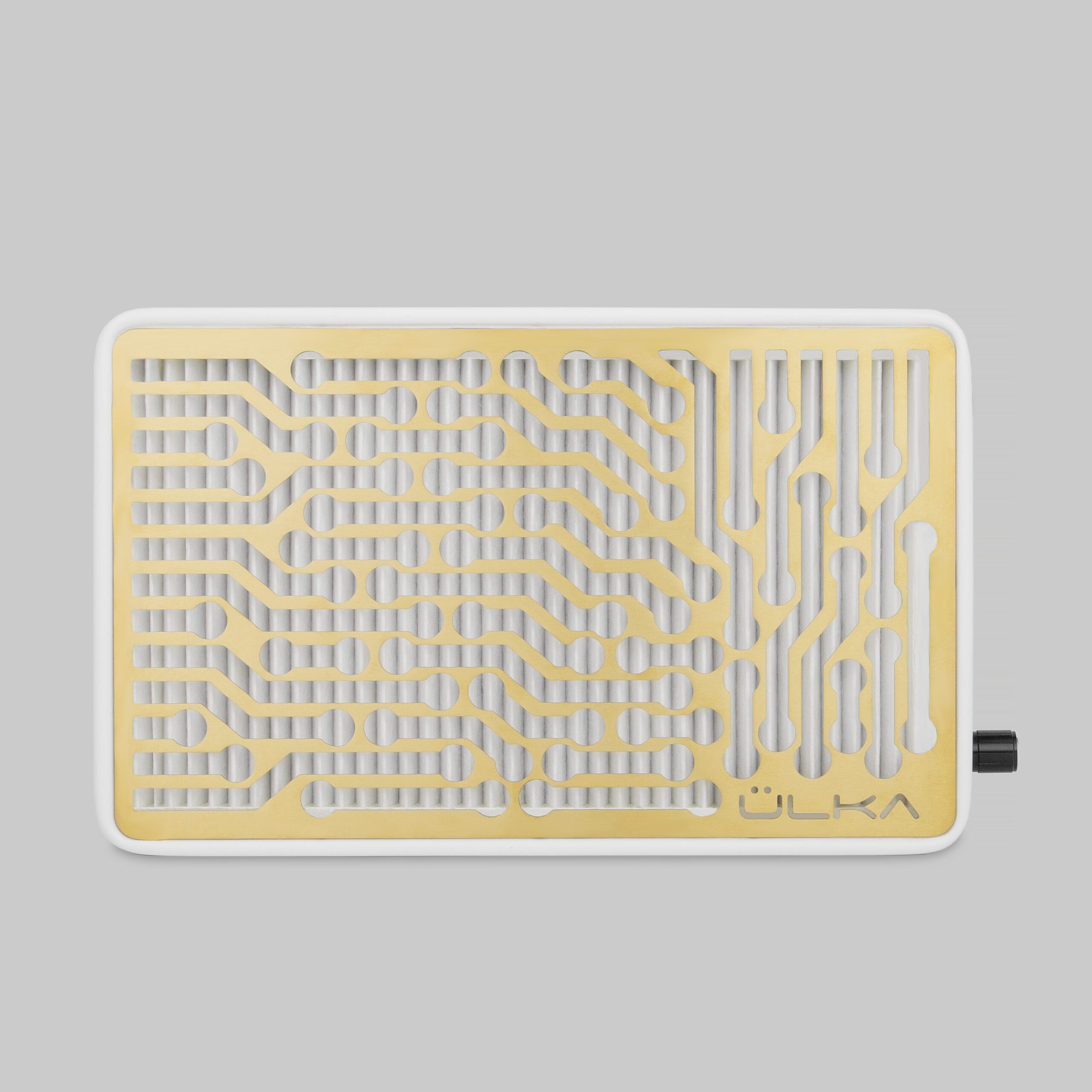 ulka_nano_white_with-_gold_grille_01